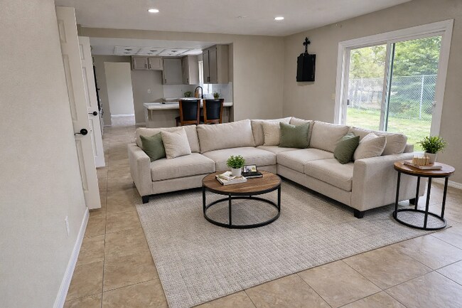 Foto del edificio - 21910 Hansen Ave