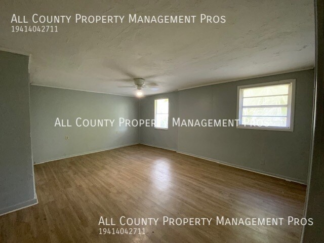 Building Photo - 1008 7th St E