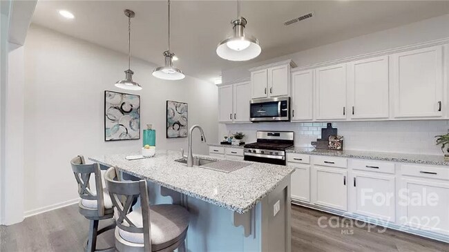 Building Photo - 7512 Hartsfield Dr