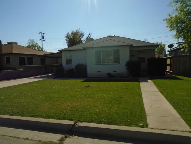 Foto del edificio - 2714 Cedar St