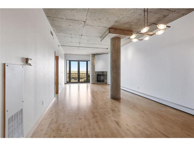 Foto del edificio - 212 N 1st St
