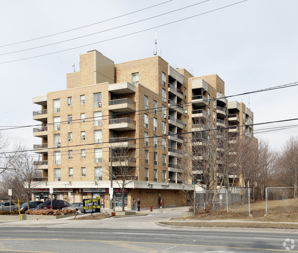 Primary Photo - Roding Park Place