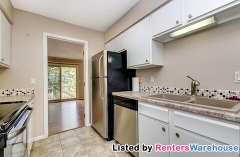 Building Photo - 7575 Whitney Dr