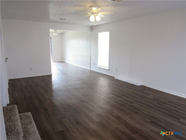 Building Photo - 2603 Bermuda Dr