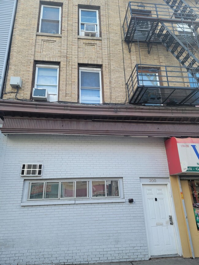 Building Photo - 200 Ocean Ave