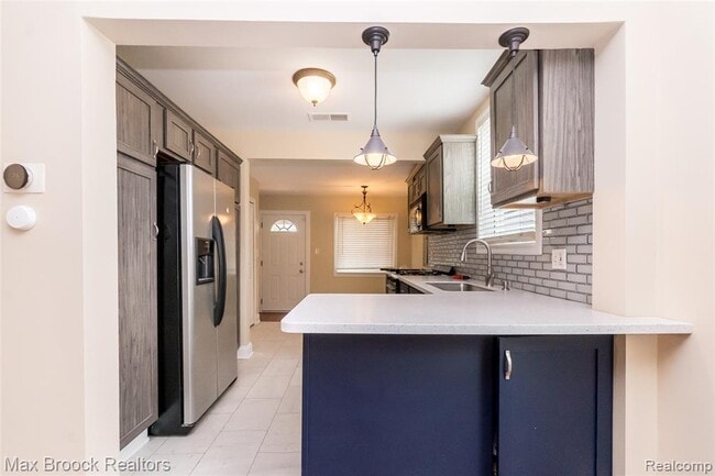Foto del edificio - 2742 Inman St