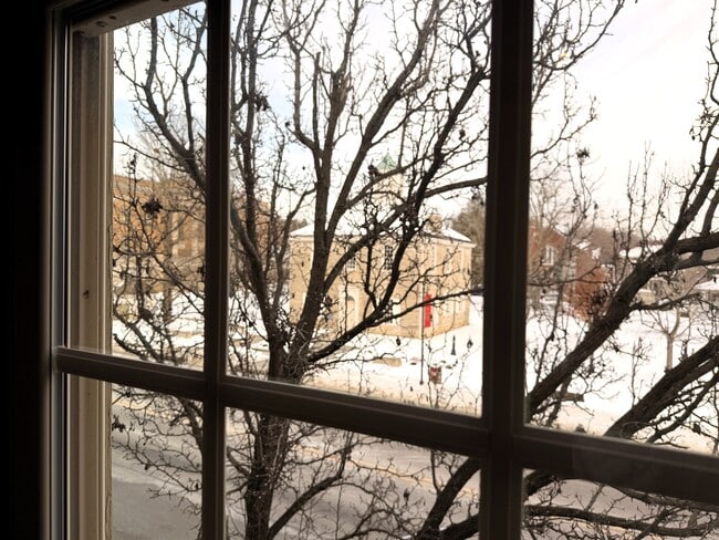 Building Photo - 209 N Capitol Ave