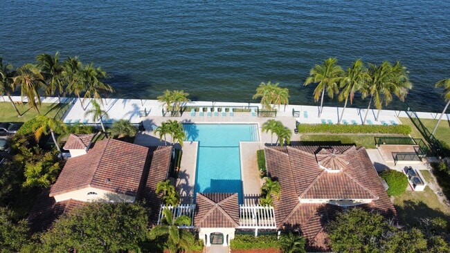 Foto del edificio - 1125 Lake Shore Dr