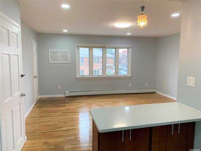 Foto del edificio - 128-14 11th Ave