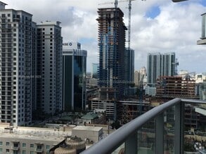 Building Photo - 1100 S Miami Ave