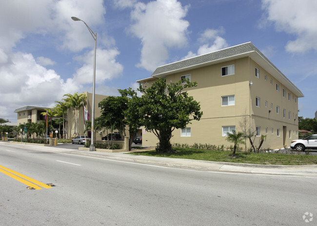 Building Photo - Bel House Apartments