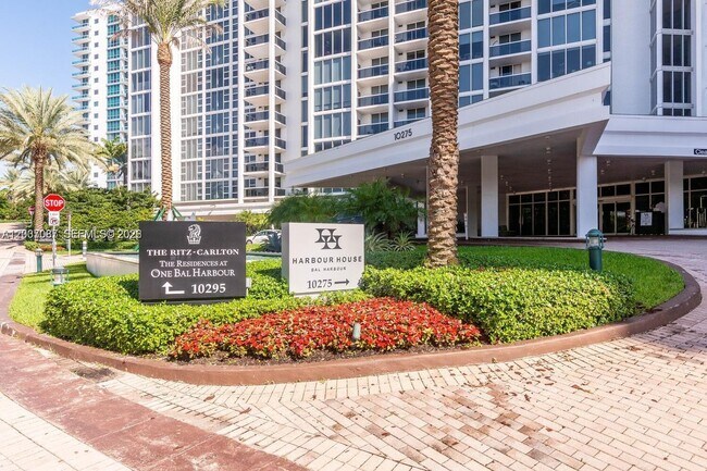 Foto del edificio - 10275 Collins Ave