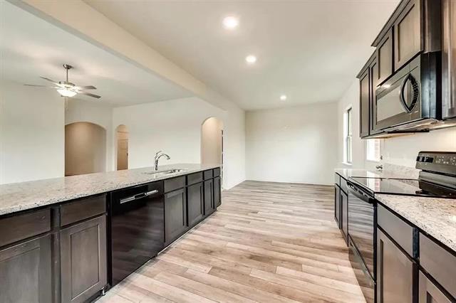Building Photo - 816 Mallorie Ln