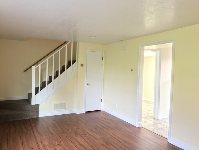 Living Room - 1064 Nayon Dr