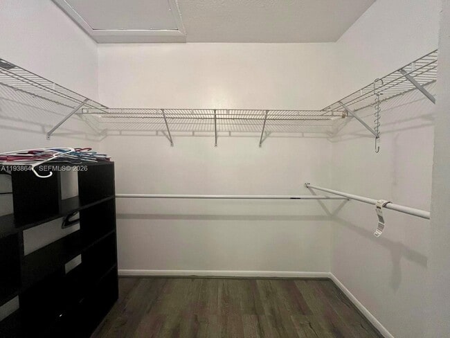 Foto del edificio - 505 NW 109th Ave