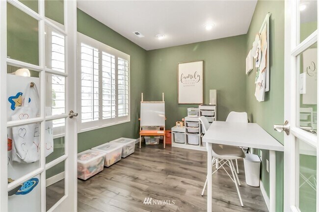 Foto del edificio - Beautiful Snoqualmie home available for mo...