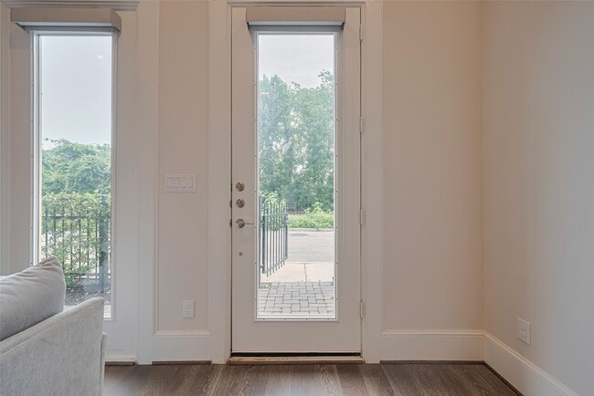 Foto del edificio - 5308 S Capitol St