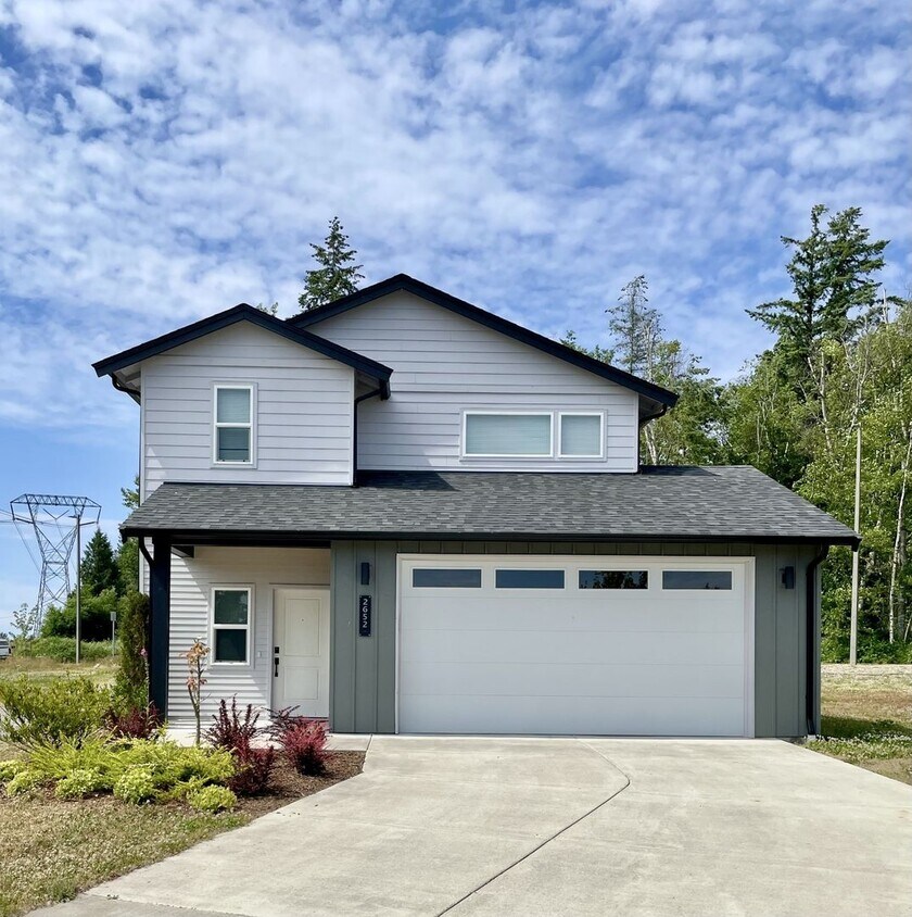 Primary Photo - Welcome to the Ridge! 3 Bedroom Home for R...