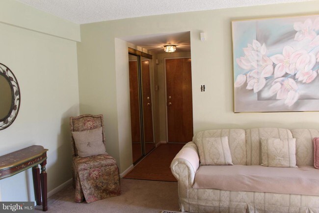 Foto del edificio - 2716 Eagle Rd