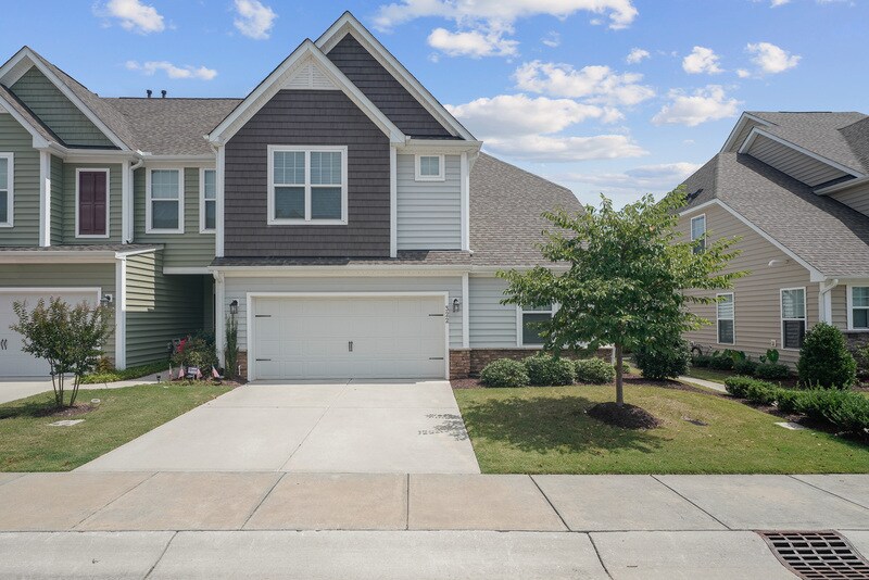 Photo - 322 Acorn Hollow Place
