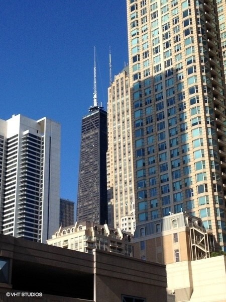 Building Photo - 33 W Huron St