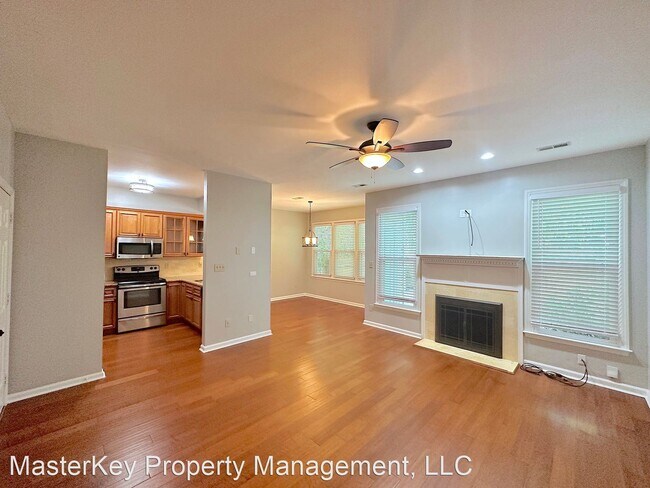 Building Photo - 3 br, 2.5 bath House - 103 James River Rd