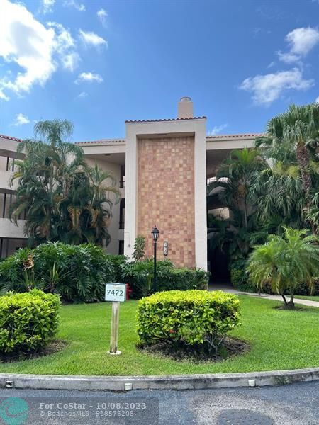 Foto del edificio - 7472 La Paz Blvd