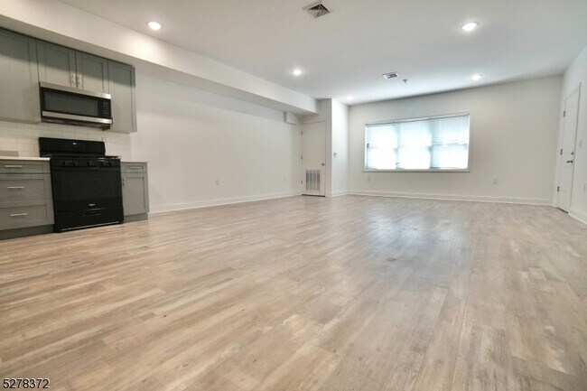 Foto del edificio - 85 4Th St