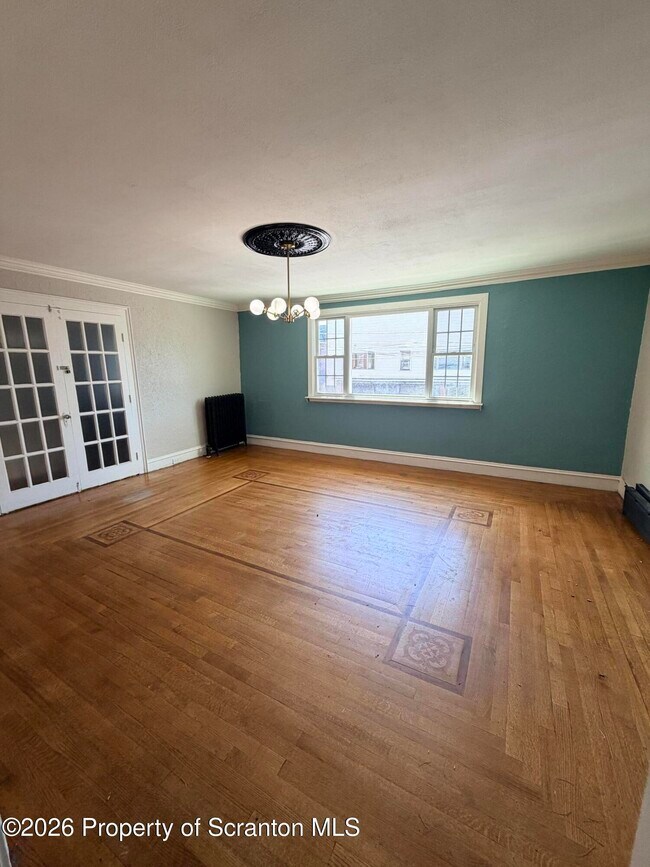 Foto del edificio - 406 W Lackawanna Ave