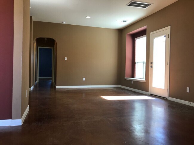 Foto del edificio - Cute 2 Bedroom, 2 Bathroom House