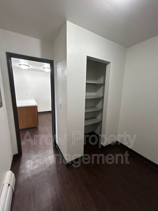 Foto del edificio - 215 E Arbor Ave