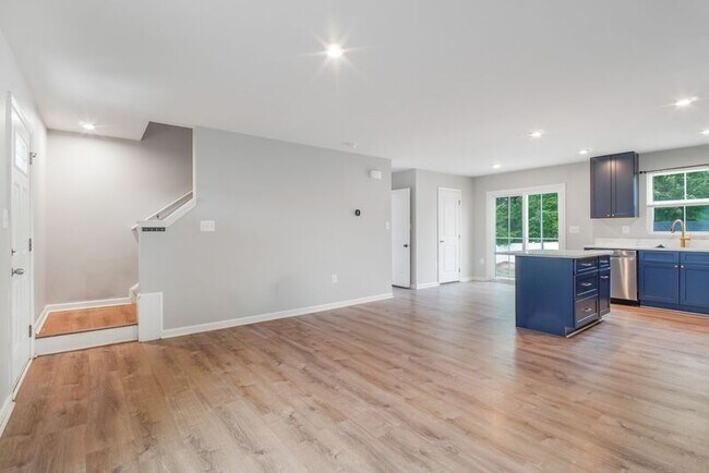 Foto del edificio - 128 Harper Ln