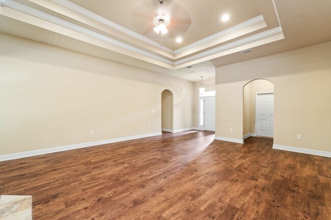 Building Photo - Like New, 4-Bedroom Home in Fairhope!