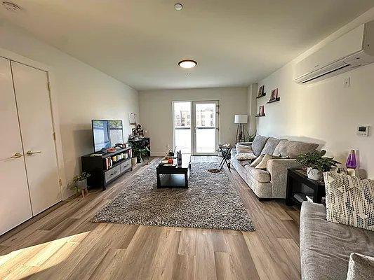 Primary Photo - 2 bedroom in BRONX NY 10463