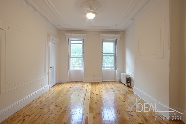 Primary Photo - 416 Henry St