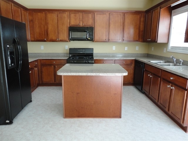 Foto del edificio - 1319 Station Ridge Dr