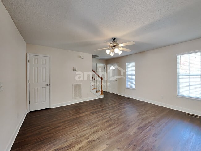 Building Photo - 2601 Mortise Ct