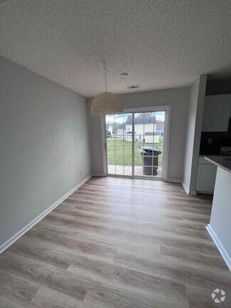 Building Photo - 2106 Wexford Way