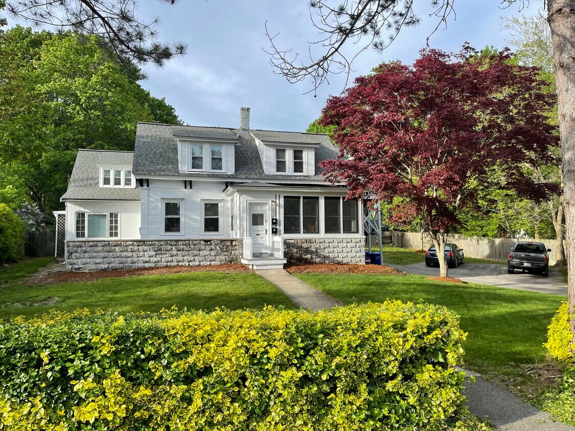 709 Liberty St Unit 2, Rockland, MA 02370 Apartments in Rockland, MA