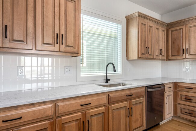 Foto del edificio - 16895 W 164th Pl