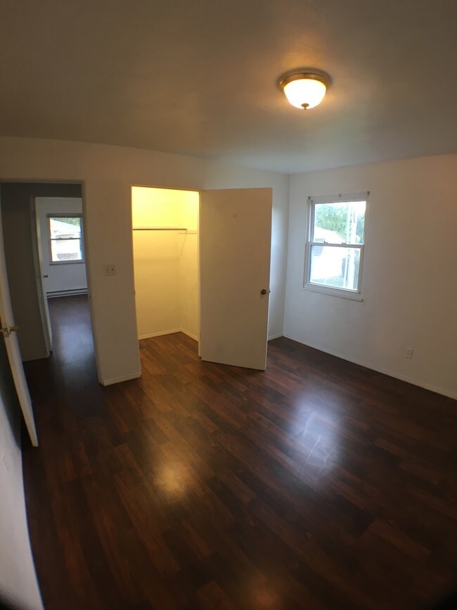 Waynedale Village Apartments Fort Wayne, IN