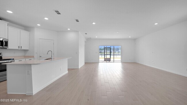 Foto del edificio - 264 Lake Sinclair St