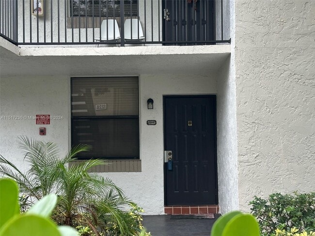 Building Photo - 1226 S Military Trail