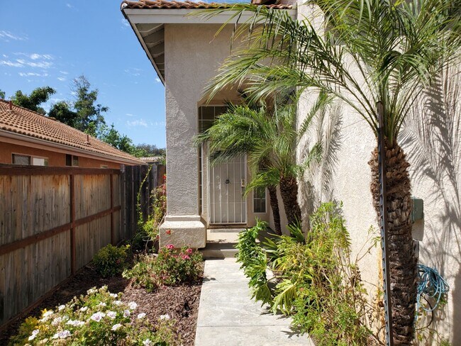 Building Photo - Splendid San Marcos home in Santa Fe Hills...