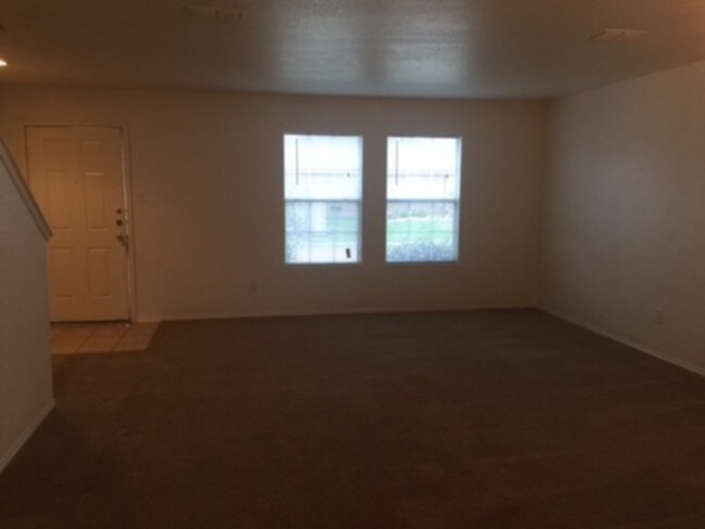 Building Photo - 725 Santa Rosa Dr