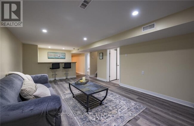 Photo du bâtiment - 6 Kirkton Ct