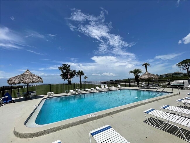 Foto del edificio - 428 Windrush Bay Dr