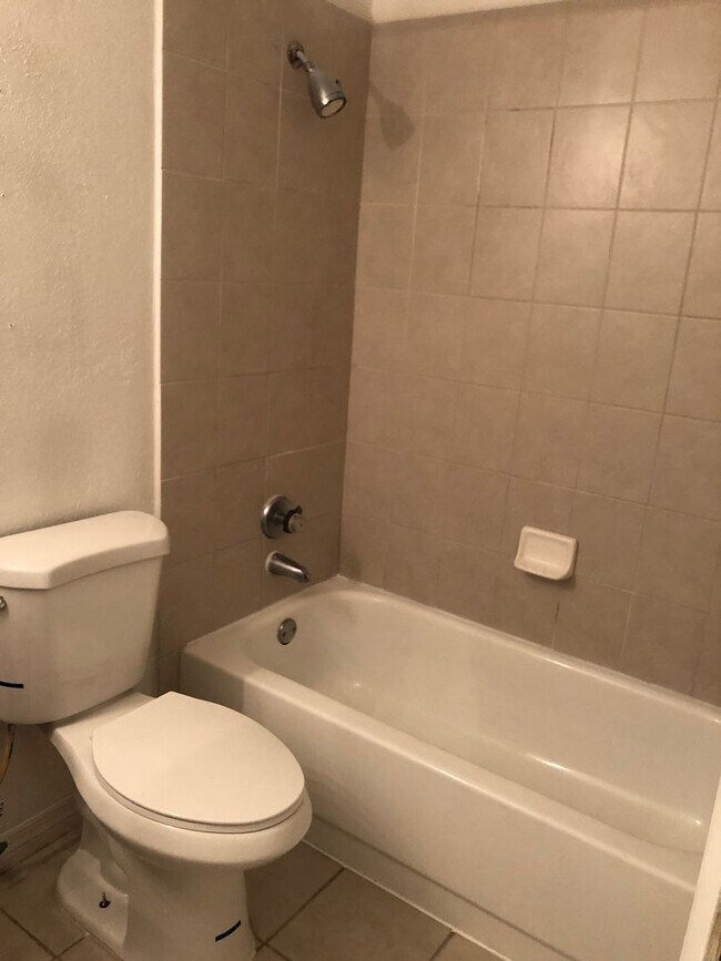 Building Photo - 11520 Westwood Blvd