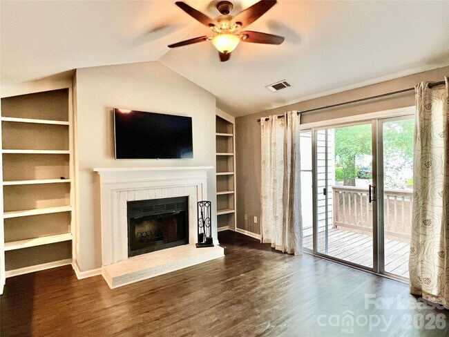 Building Photo - 3306 Selwyn Farms Ln