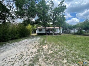 Building Photo - 536 Royal Oak Dr